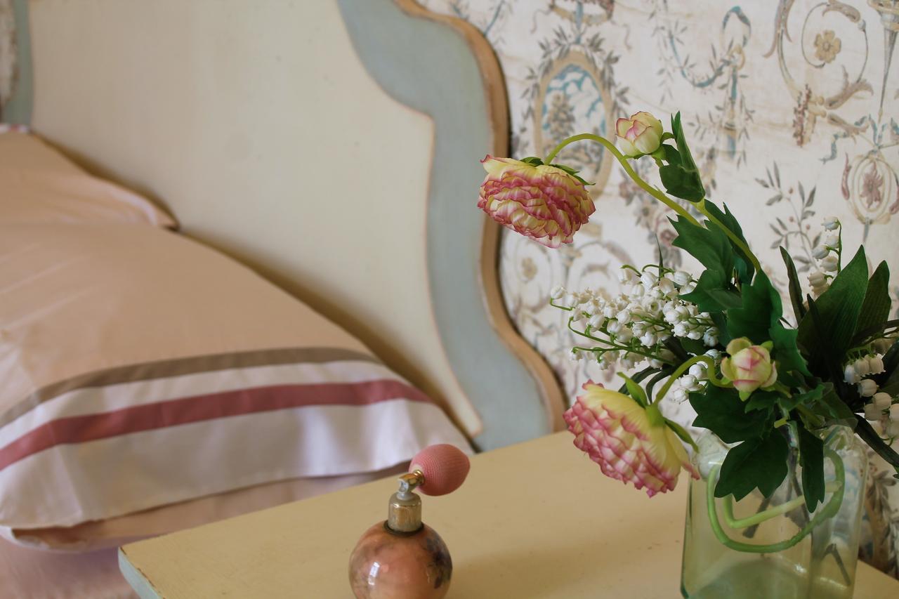 Palazzo Vittoli Bed and Breakfast Castelfranci Zewnętrze zdjęcie