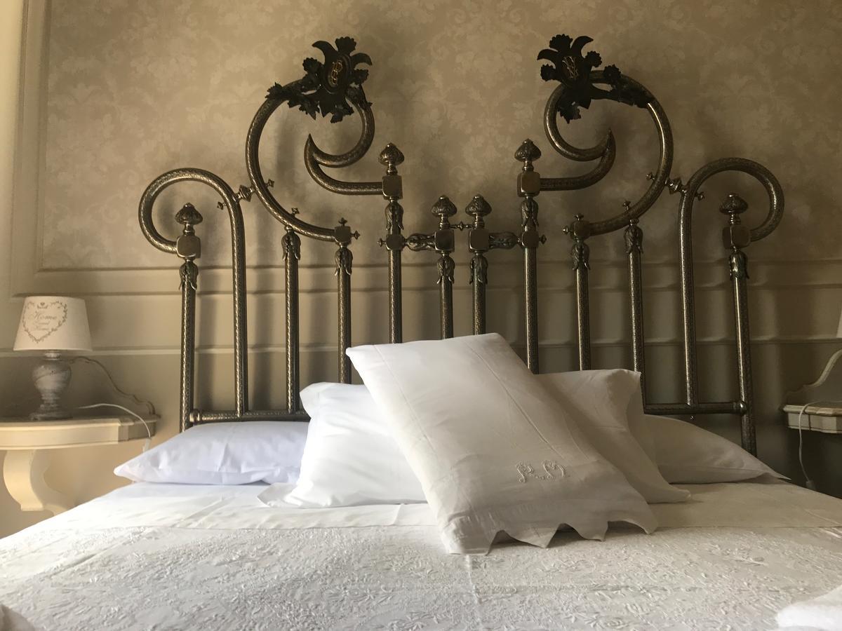 Palazzo Vittoli Bed and Breakfast Castelfranci Zewnętrze zdjęcie