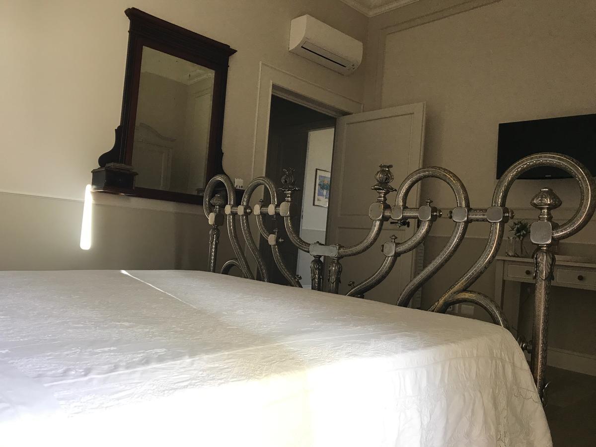 Palazzo Vittoli Bed and Breakfast Castelfranci Zewnętrze zdjęcie