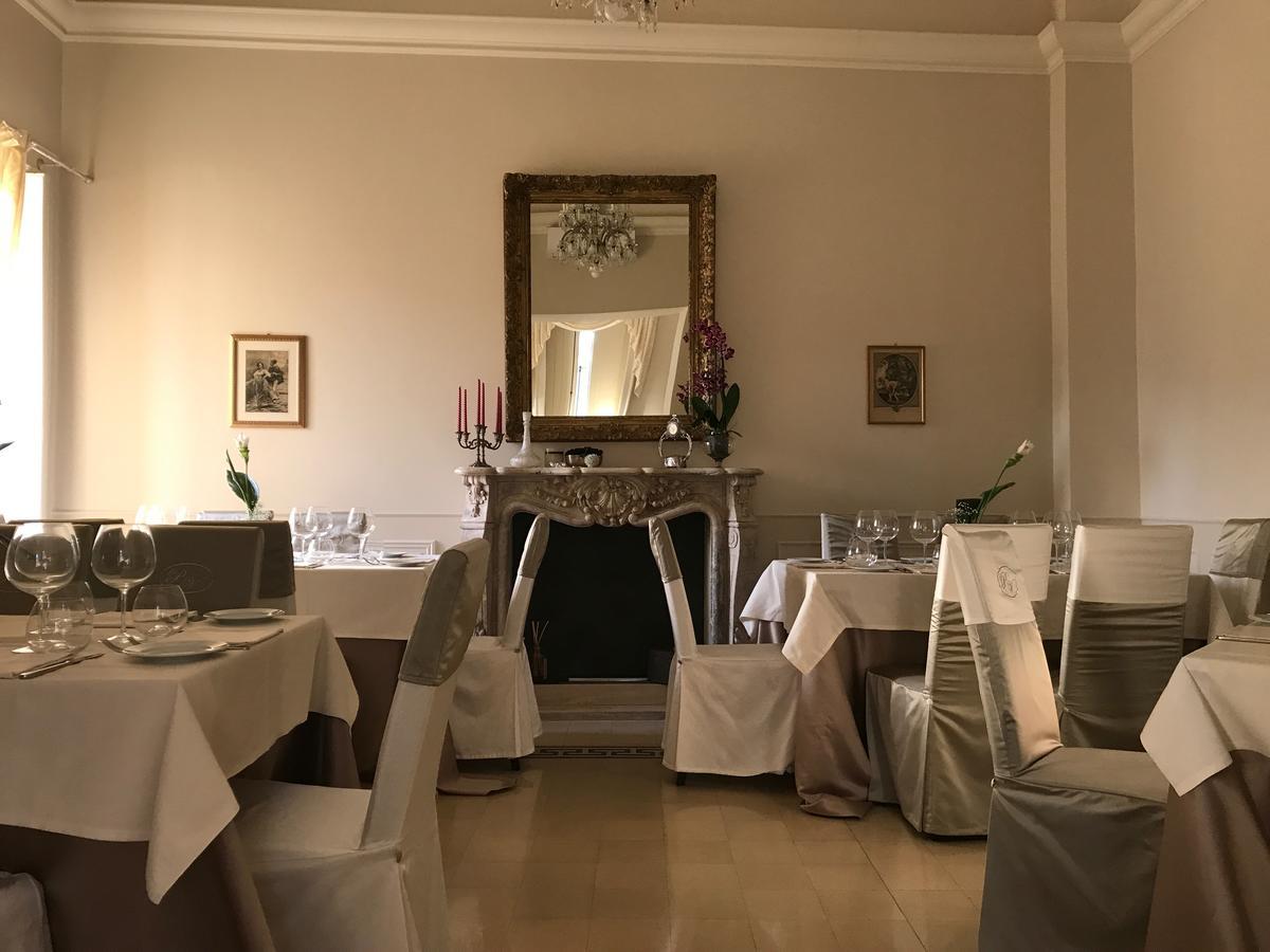 Palazzo Vittoli Bed and Breakfast Castelfranci Zewnętrze zdjęcie
